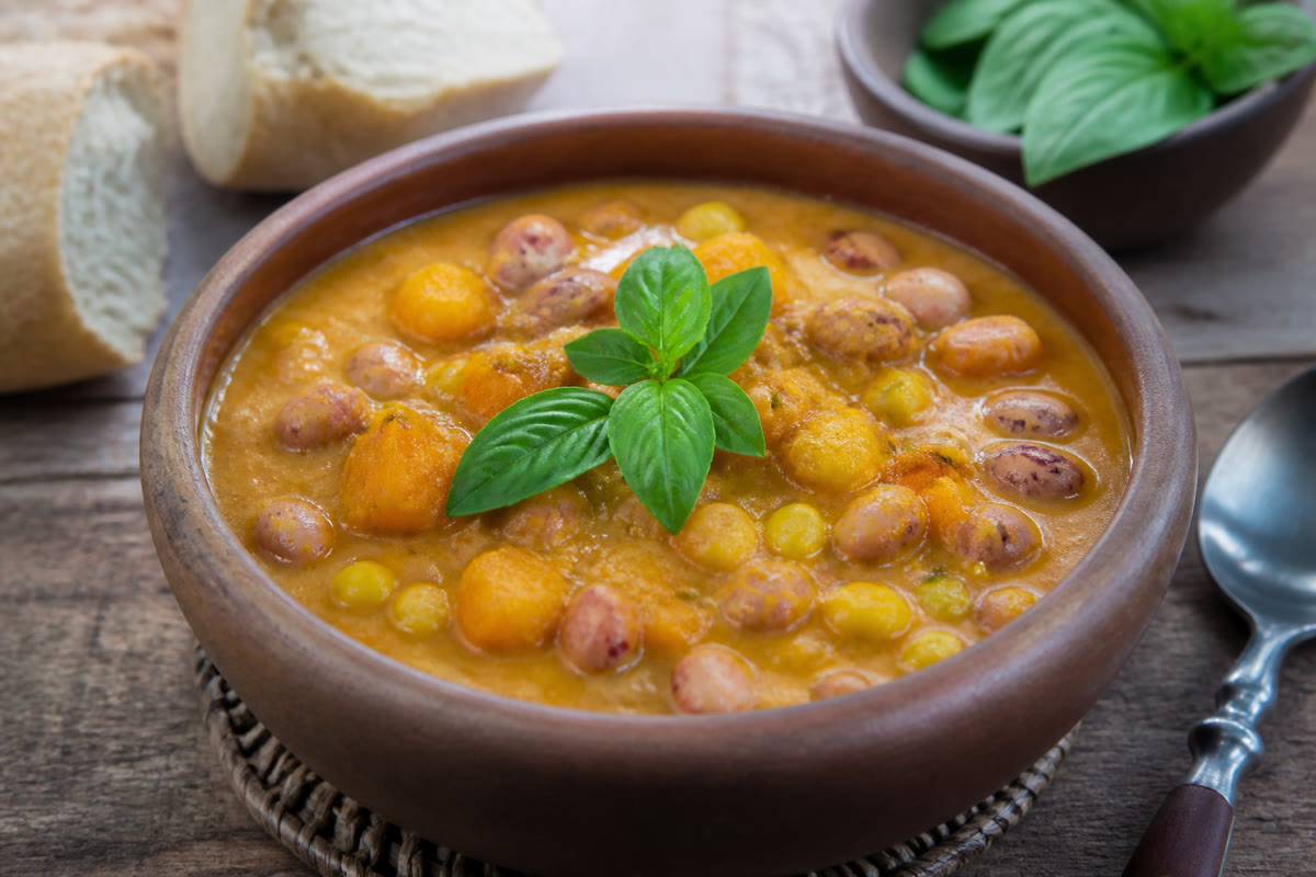 Porotos Granados